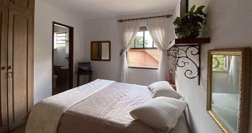 LINDA CASA COM EDICULA