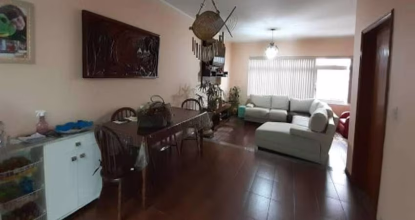 Casa à venda na Vila Zat com 70m² 4 dormitórios 1 suíte 3 banheiros 4 vagas