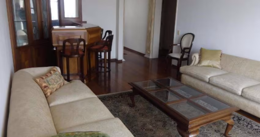 Apartamento de 182m² com 3 Dormitórios sendo 1 Suíte - Cidade Manções