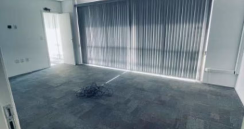 CONJUNTO COMERCIAL EM VILA LEOPOLDINA