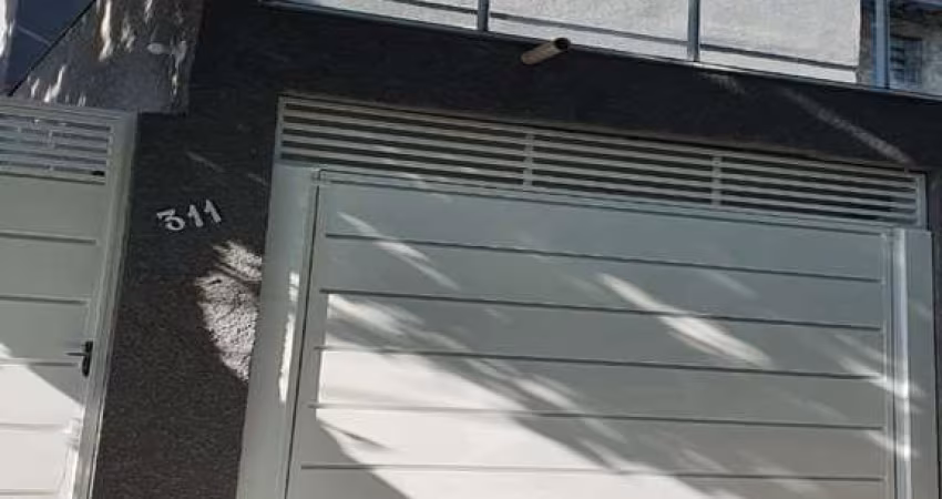 Sobrado amplo com 05 dormitórios em Lauane Paulista