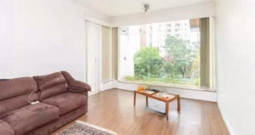Belíssima casa com 6 dormitórios, 419m² na Vila Mascote