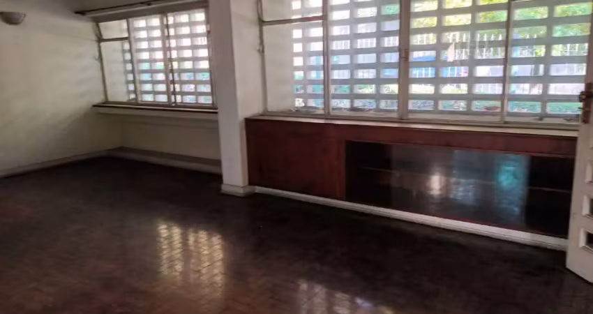 Casa na Rua Pio Xi, Alto da Lapa