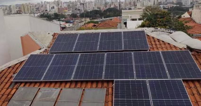 Casa à venda em Santo André, 4 dormitórios, 2 suítes