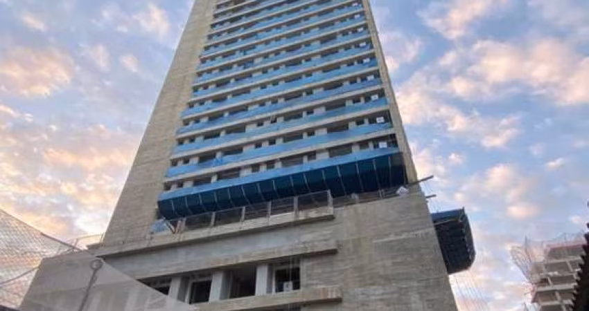 Apartamento Duplex à venda no Itaim Bibi
