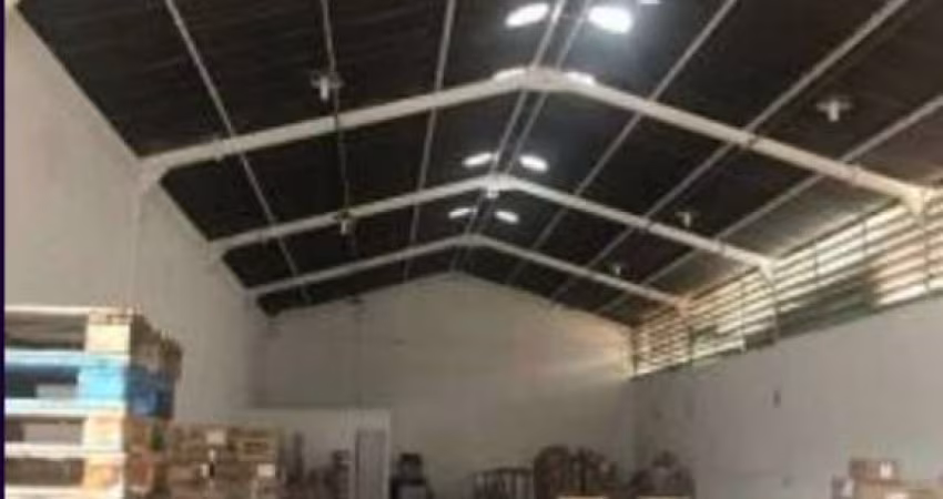 Galpão à venda na Vila Maria com 1250m² 2 banheiros