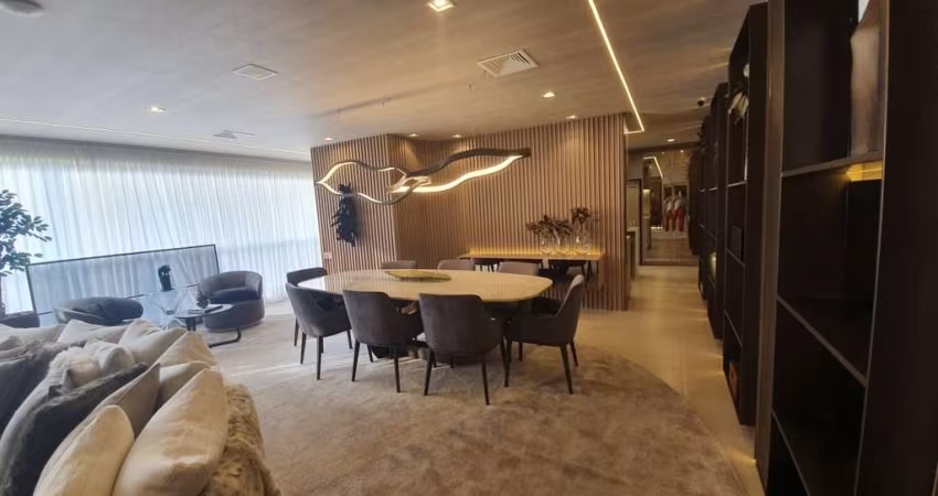 Apartamento com 265m² no Itaim Bibi,  4 dorms. 3 suítes, 4 vagas