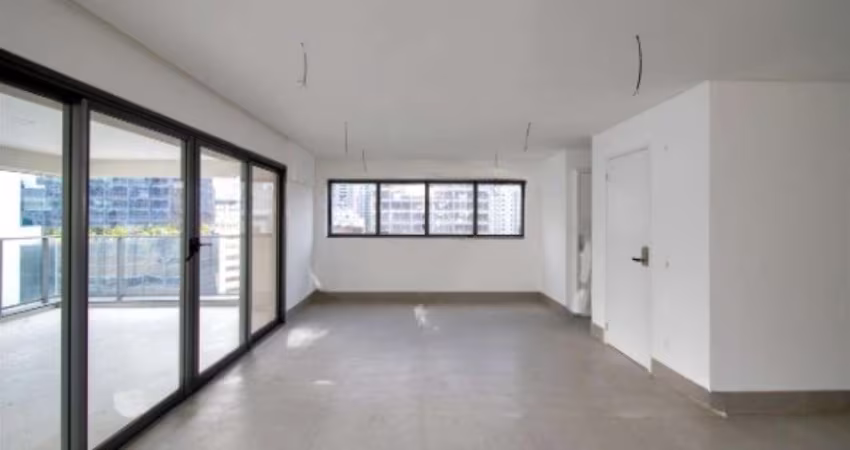 Oportunidade de apartamento alto padrão para venda ou locação no Itaim Bibi