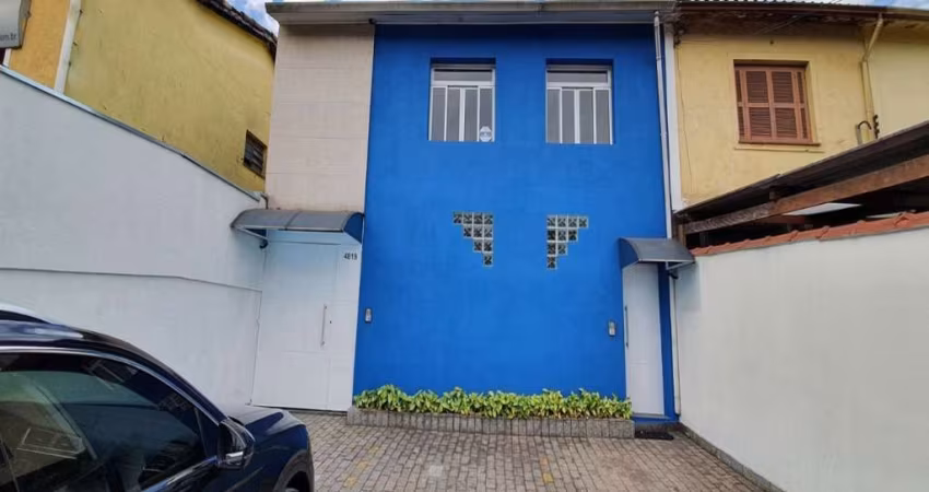 O imóvel 179m², para locacao  5 Salas de escritório, 2 Grandes salas, (7 Salas no total)