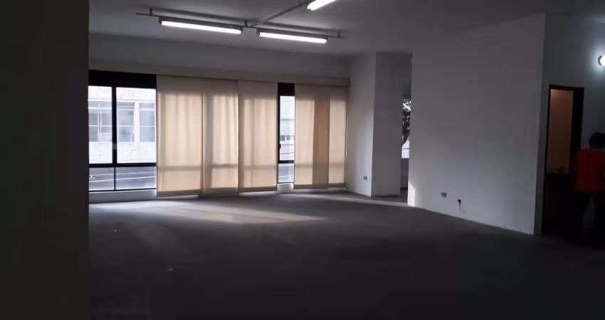 Sala comercial com 2 salas na Santa Cecília