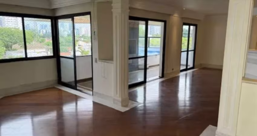 Apartamento no Condomínio Vertical Karina na Cidade Monções com 216m² 3 dormitórios 3 suítes 5 banheiros 3 vagas