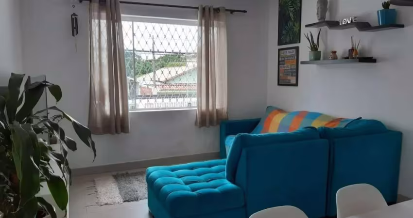 Casa Térrea à venda na Cidade Vargas com 220m² 2 dormitórios 3 banheiros 3 vagas