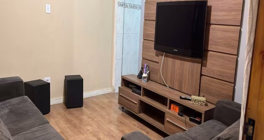 Sobrado á venda na Vila Matilde, 137m², 4 dormitórios e 2 vagas de garagem