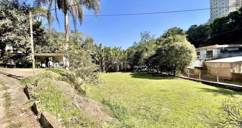 Casa Espaçosa no Jardim Colibri, Cotia