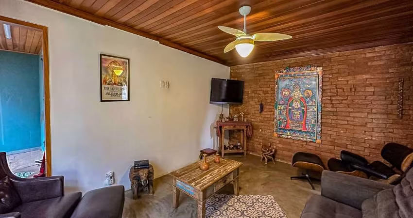 Casa Exclusiva com Área Verde à Venda na Vila Prudente - Refúgio Urbano Único