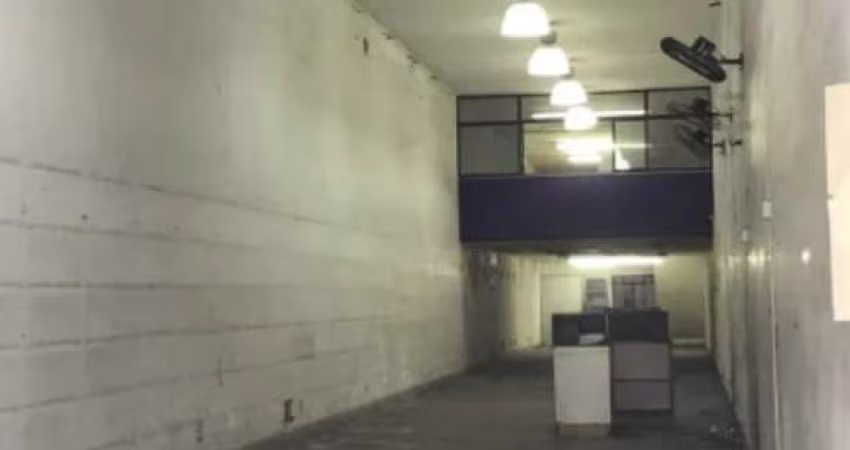 Prédio Comercial à venda no Brás com 600m² 4 banheiros