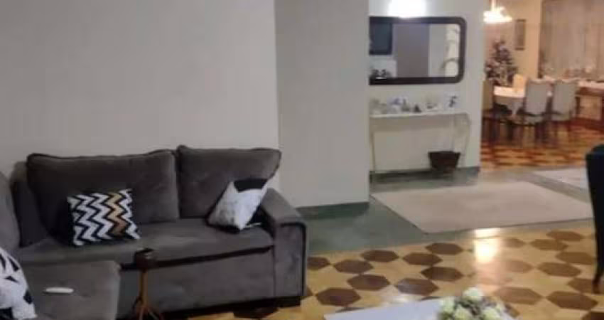 Casa à venda na Penha de França com 350m² 4 dormitórios 4 banheiros 3 vagas