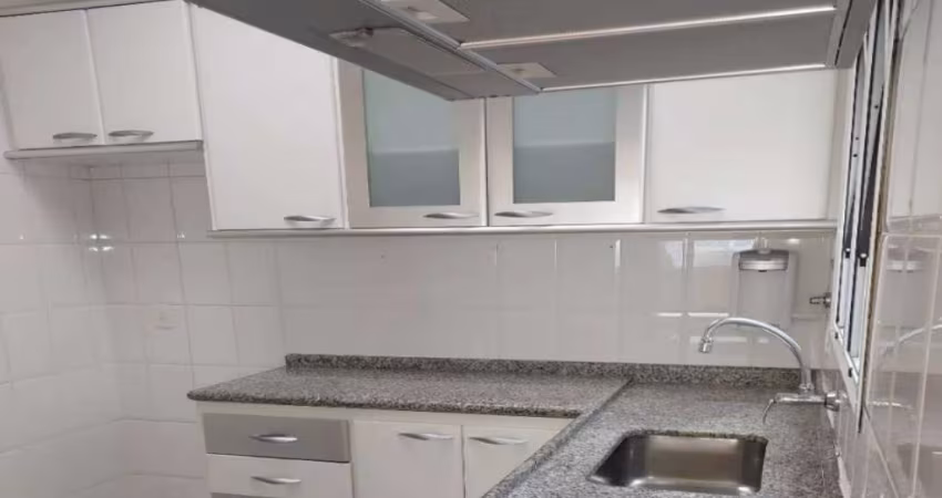 Casa à venda na Vila Bertioga com 102m² 3 dormitórios 1 suíte 3 banheiros 2 vagas