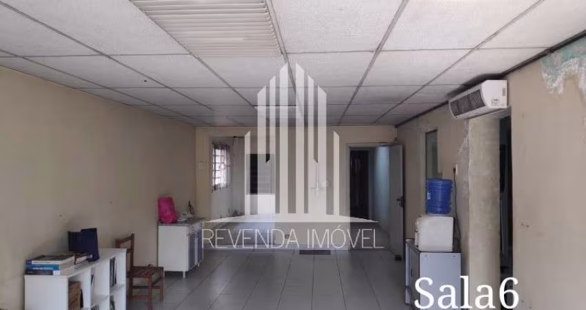 Excelente oportunidade: Ponto Comercial à venda na Luz, São Paulo-SP! 6 salas, 4 banheiros, 5 vagas, 140m². Confira!