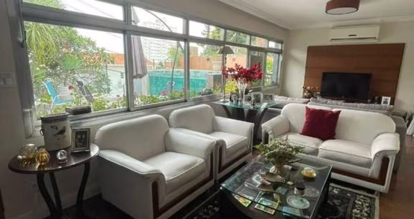 Casa à venda no Lar São Paulo com 219m² 3 dormitórios 1 suíte 3 banheiros 2 vagas