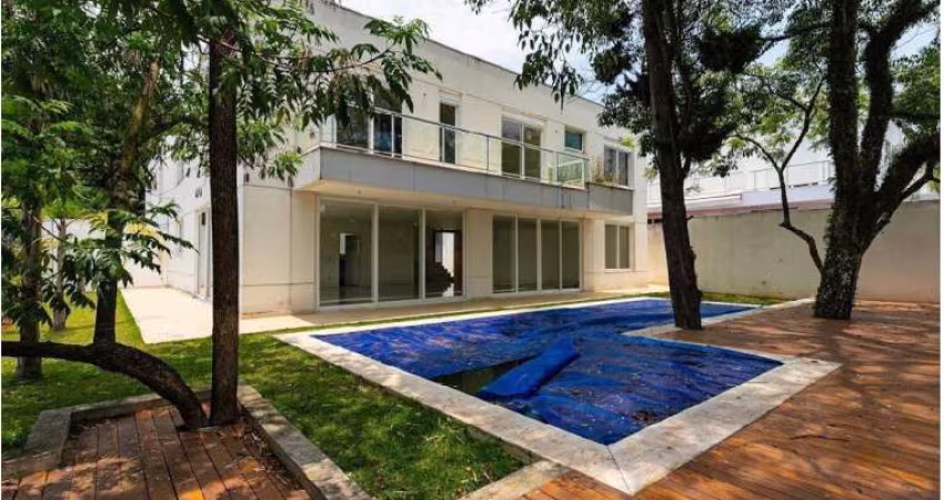 Casa à venda 786m² 4 dormitórios 4 suítes 8 vagas no Campo Belo