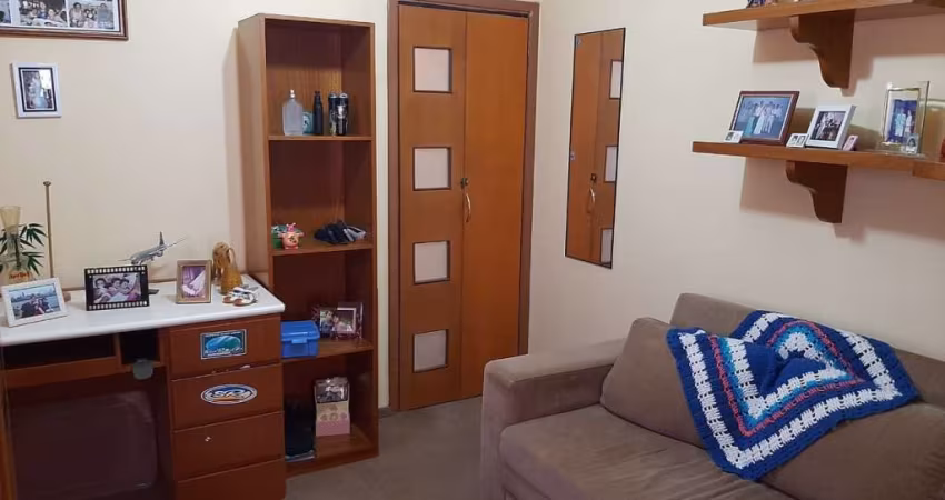 Sobrado à venda na Vila Joaniza com 225m² 3 dormitórios 3 banheiros 2 vagas