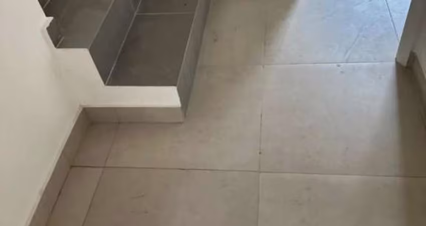 .Linda Casa em Condominio em Santa Cecília!!