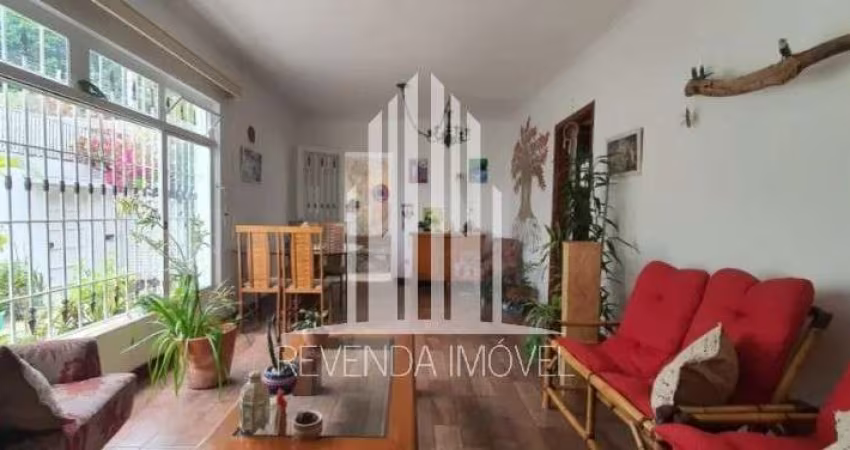 Imperdível oportunidade: Casa à venda em São Paulo-SP, Vila Albertina, 4 quartos, 2 suítes, 1 sala, 4 banheiros, 2 vagas, 197m².