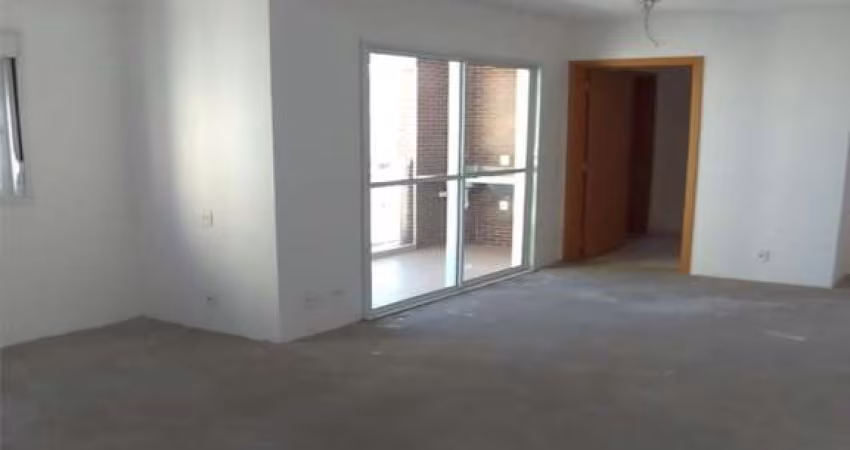 Imperdível! Apartamento à venda em São Paulo - SP, Vila Aricanduva. 3 quartos, 1 suíte, 2 banheiros, 2 vagas de garagem.