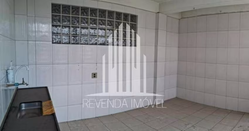 Galpão Comercial à Venda em São Paulo-SP, Jardim Almeida Prado: 2 Salas, 2 Banheiros, 140m² de Área!