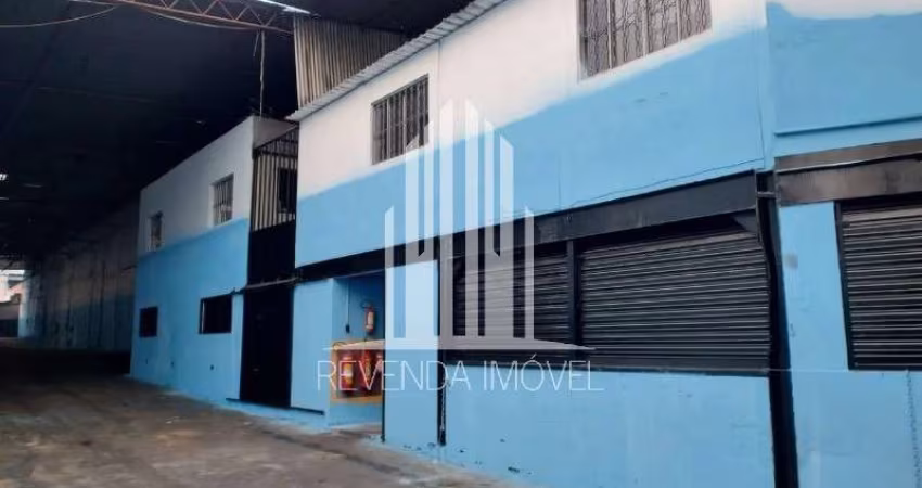Galpão Comercial para Locação em São Paulo-SP, Bairro Jardim Adutora: 2 Salas, 3 Banheiros, 10 Vagas de Garagem, 1.000m².
