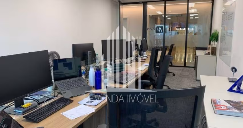 Sala Comercial de Alto Padrão em Jardim Paulistano - 3 Salas, 2 Banheiros, 8 Vagas, 442m² - Locação em São Paulo - SP