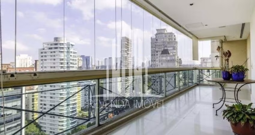 Apartamento de alto padrão, localizado próximo ao Clube Pinheiros, Shopping Iguatemi e Parque do Povo.