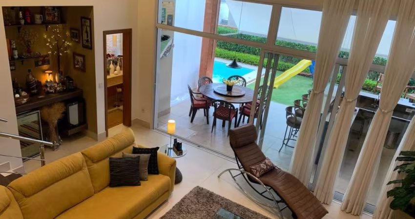 Casa com 4 suítes, 4 vagas Condomínio Itahye Tamboré