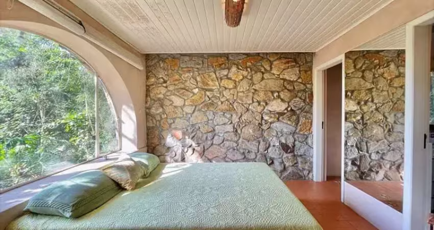 Casa Cond. Vila Real do Moinho Velho, na Granja Viana, Cotia. CASA + LOFT + Hóspedes + Home  Office