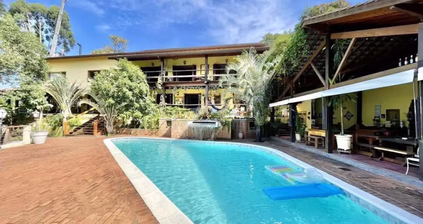 Cond Palos Verdes - Maravilhosa! AT: 1.923m², 7 dorms / 5 suítes, piscina, salão festas, gourmet e casa na árvore!