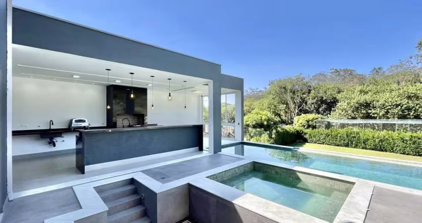 Cond. Jd. Passárgada D - 4 suítes, moderna, piscina, gourmet, academia!