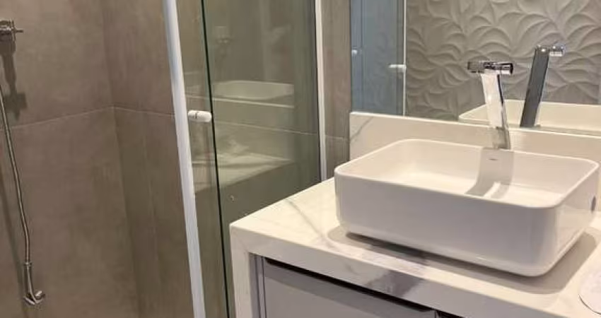 Gustavo Pp/ 265 Apto138: Casa moderna com ambientes integrados! Ótima localização e acabamento de alto padrão, sem vizinhos na fre