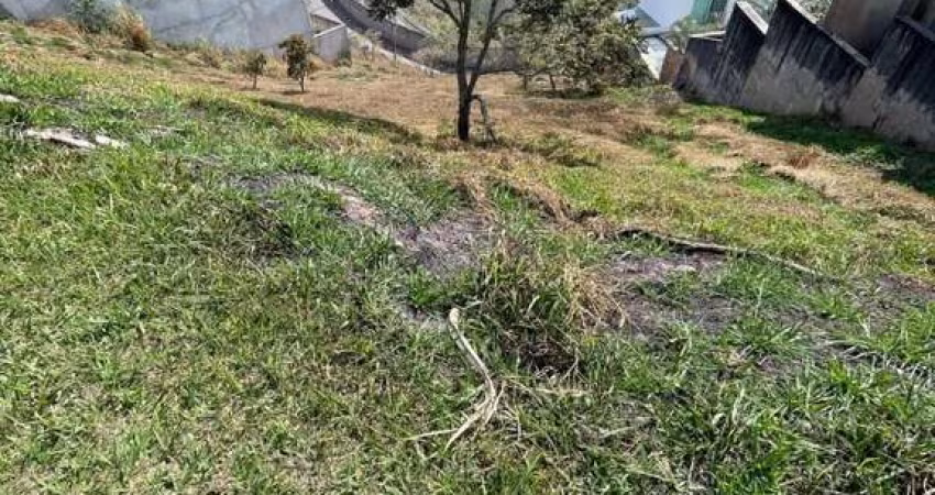 Terreno450 mts à venda  -Condomínio Arujá Hills 3