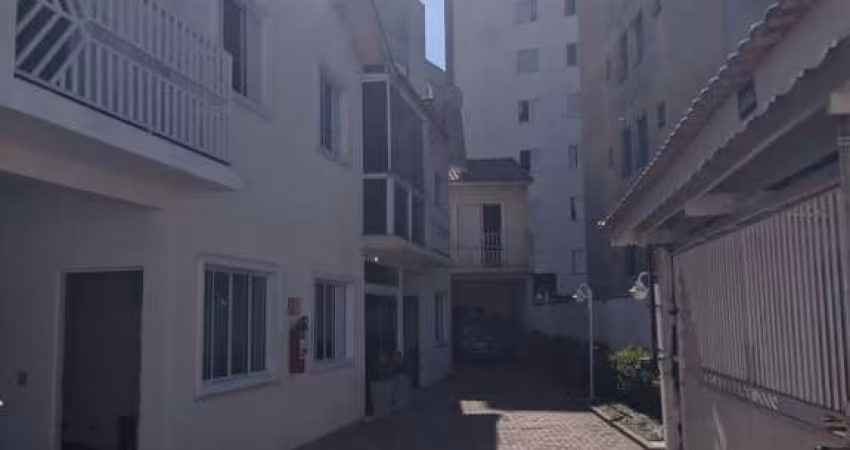 Casa à venda no Jardim Maria Rosa - Taboão da Serra