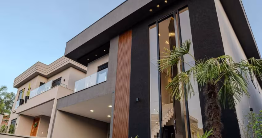 Casa à Venda no Tamboré | 5 Suítes, Piscina, Alto Padrão | Santana de Parnaíba