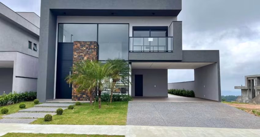 Casa Luxuosa em Aldeia da Serra - SP