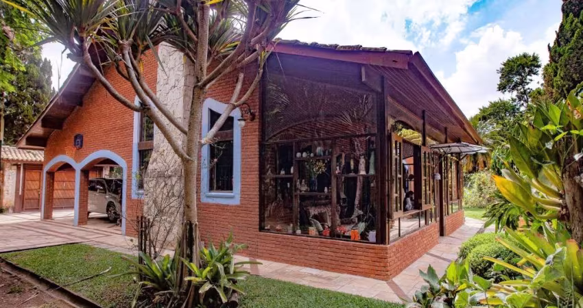 Casa em Condomínio na Pousada dos Bandeirantes