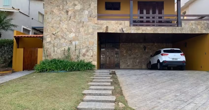 Casa em morada dos pinheiros