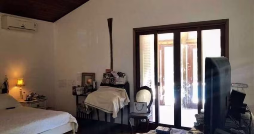 Casa em Condomínio em Carapicuíba