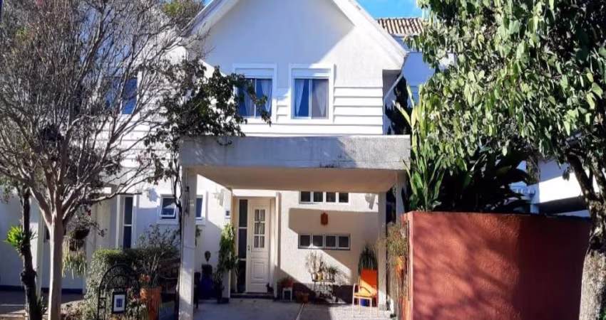 Casa á venda 3 dorms 360m2 - Condominio Scenic