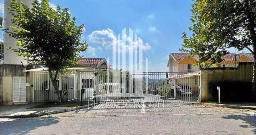 Chácara Pavoeiro - Casa em Condomínio à Venda em Granja Viana - Cotia - SP  3 Quartos, 1 Suíte, 1 Sala  2 Banheiros  2 Vagas de Garagem  158,00 m²