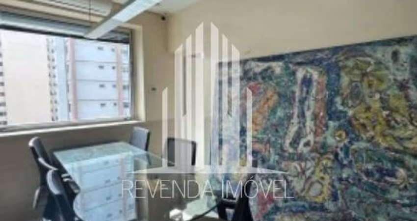 Locação de Sala Comercial de 95m² no Edificio Arruda Botelho, Alto de Pinheiros, São Paulo - SP!