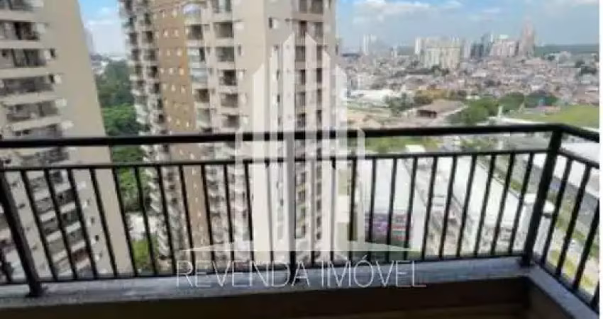 Apartamento à venda em Barueri - SP, Jardim Tupanci: 3 quartos, 1 sala, 1 banheiro, 2 vagas de garagem, 76m² de área. Lazer completo.