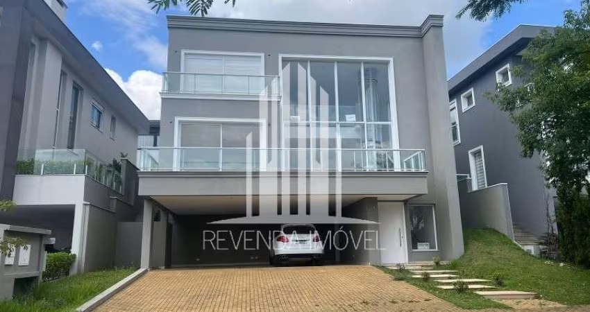Imóvel de luxo em Alphaville: Casa à venda com 4 quartos, 4 suítes, 5 banheiros e 6 vagas de garagem!
